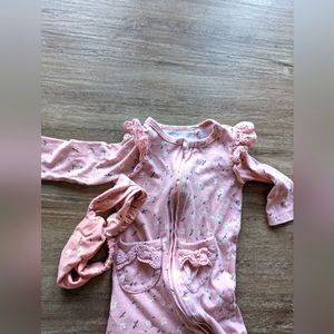 3/$10 cute floral sleeper.